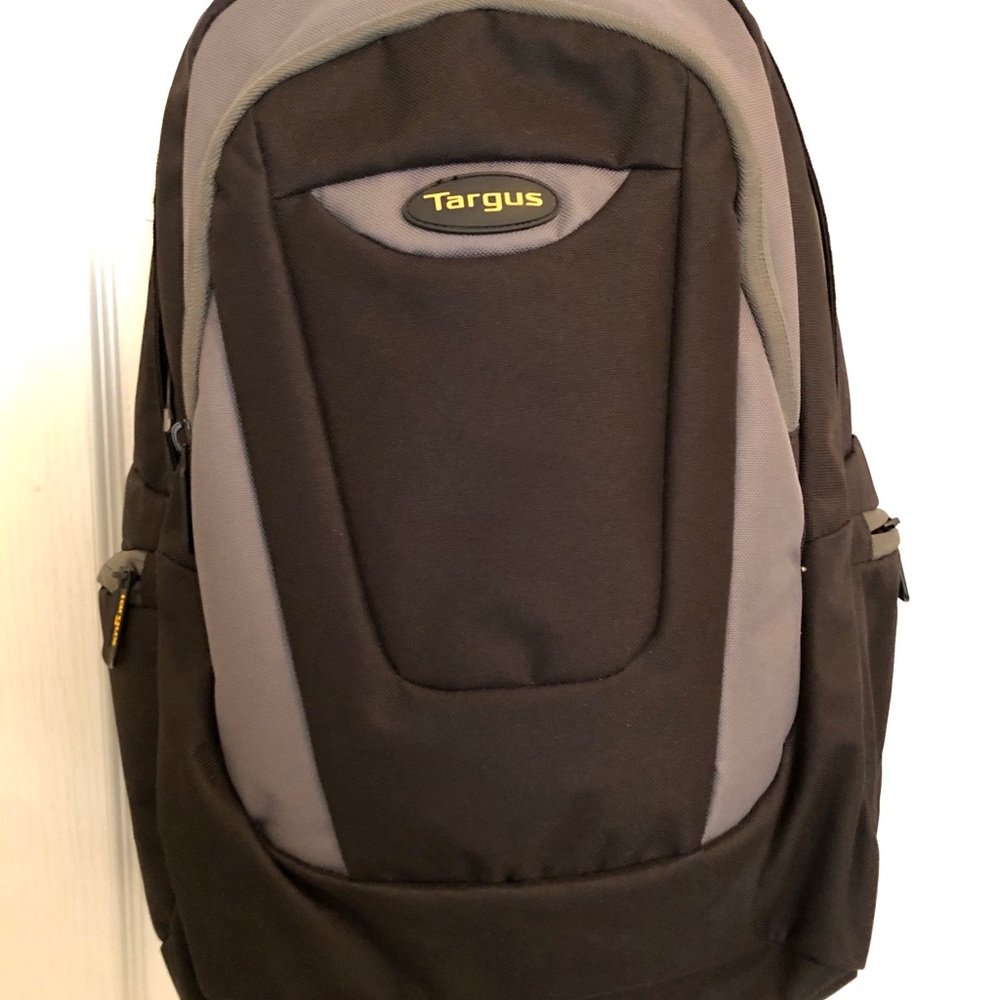 Targums laptop backpack